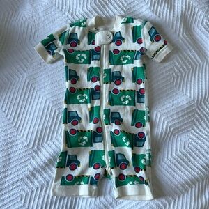 Hanna Andersson organic zip pajama short johns in recycling truck 6-12 months